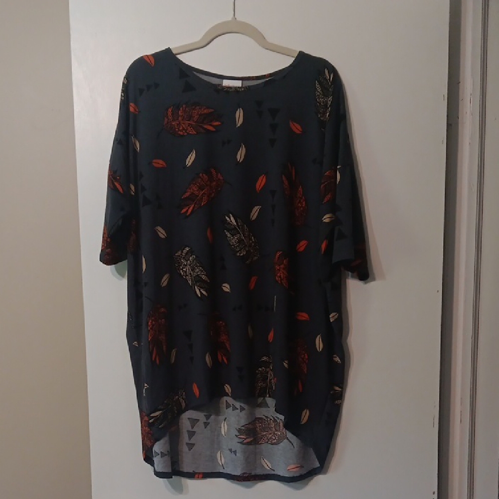 Feather Print Tunic Top